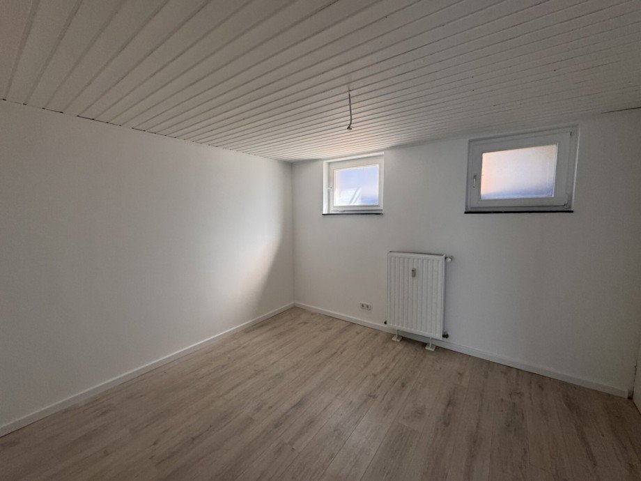  Mehrfamilienhaus Breitscheid