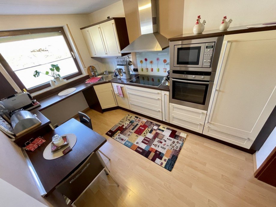 Wohnen 1 K�che Zweifamilienhaus Harschbach