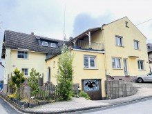  Ein Zuhause mit M�glichkeiten! Familienhaus mit Nebengeb�ude auf kleinem Grundst�ck!