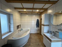 Haus Bad1 Ihr neues Zuhause - Zwei charmante Fachwerkh�user mit drei Wohneinheiten auf gro�z�gigem Grundst�ck