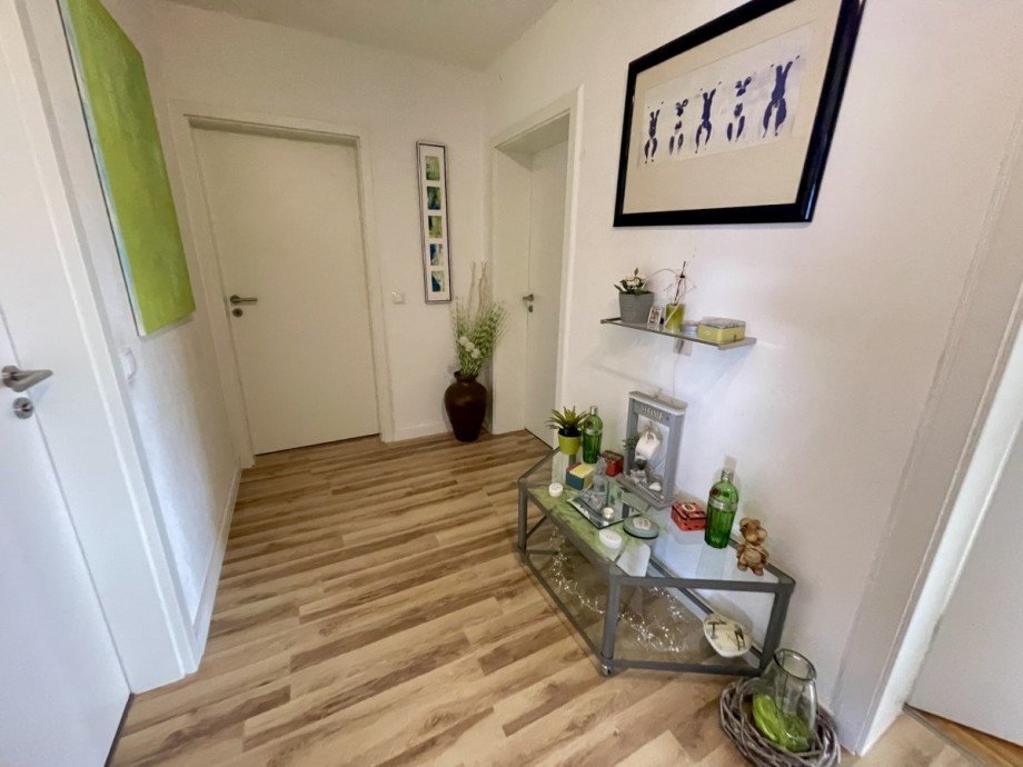 Wohnung OG Mehrfamilienhaus Stra�enhaus
