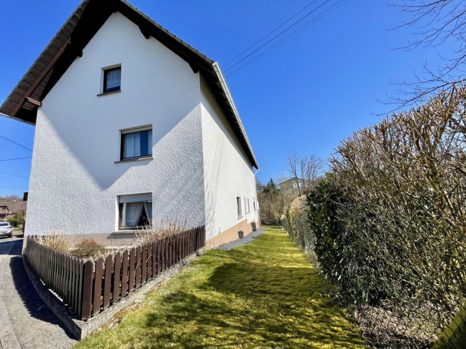 Au�enansicht Zweifamilienhaus Harschbach