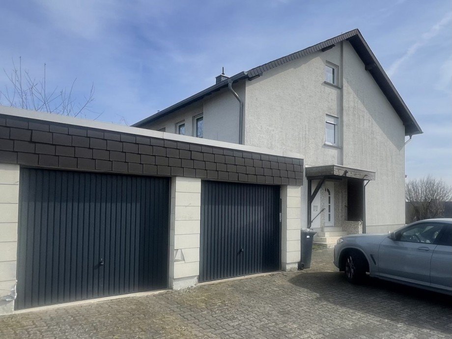 Au�enansicht Mehrfamilienhaus Stra�enhaus