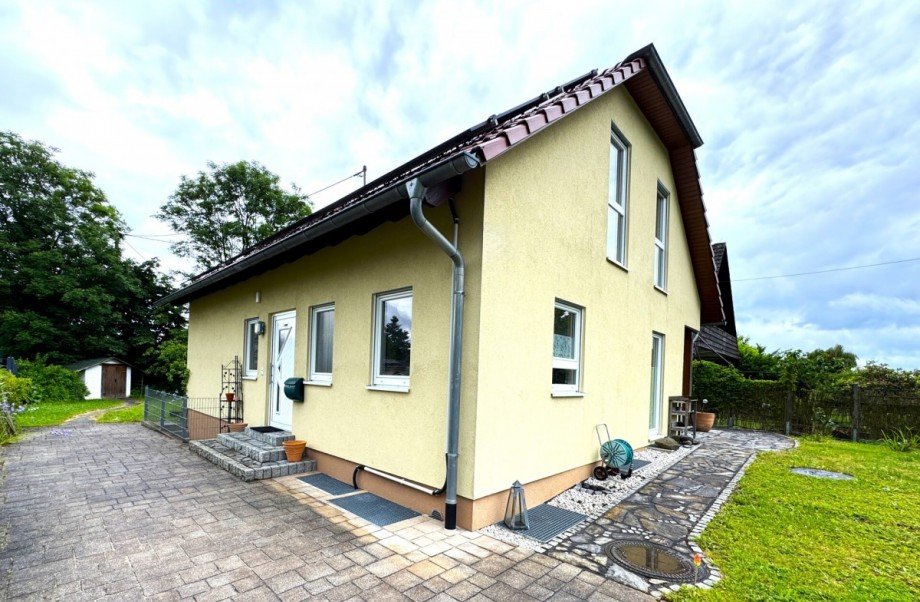 Front Einfamilienhaus Windhagen / Stockhausen