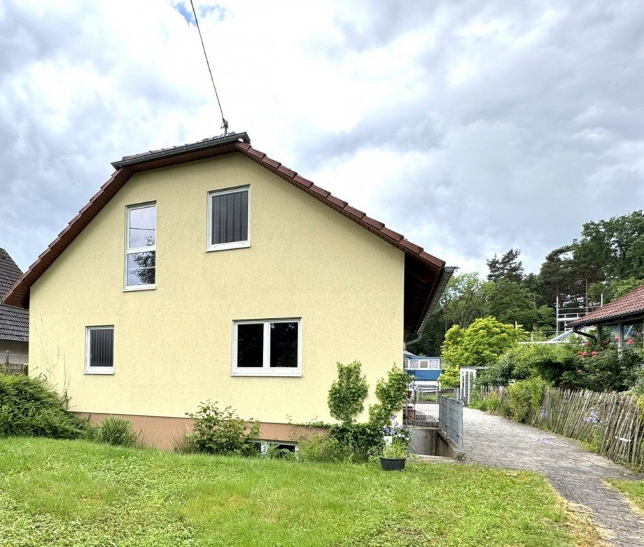 Front Einfamilienhaus Windhagen / Stockhausen
