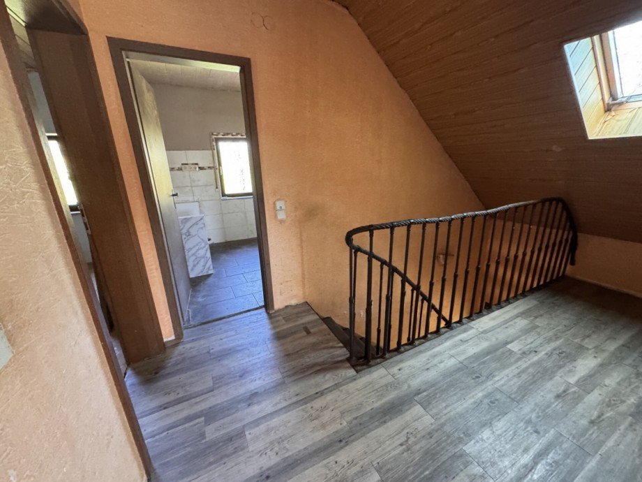 Flur OG Einfamilienhaus Mehren