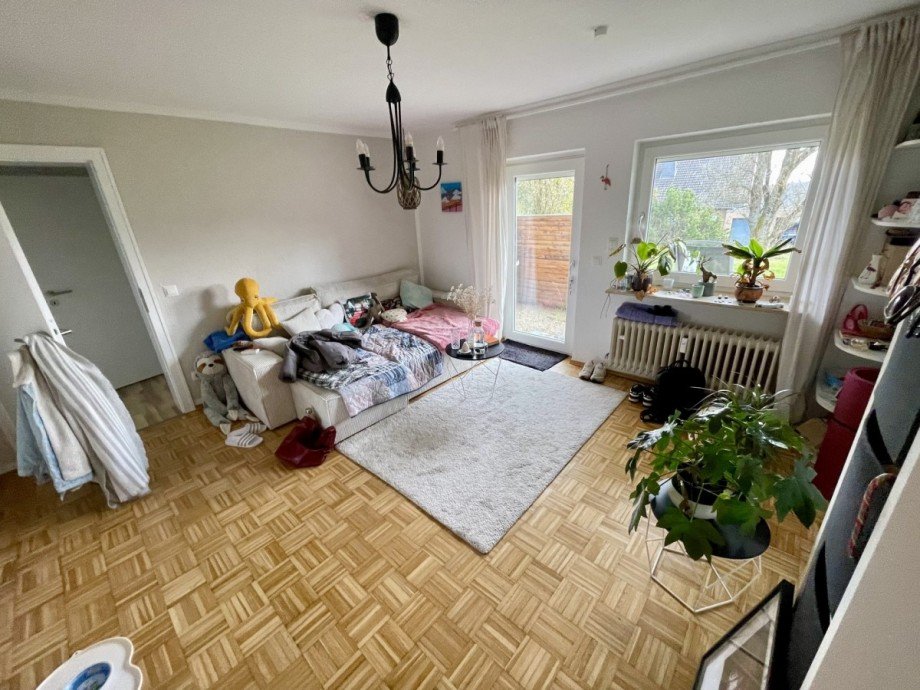 Wohnung UG Mehrfamilienhaus Stra�enhaus
