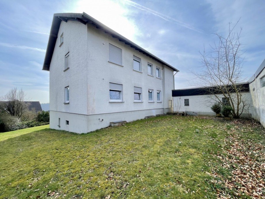 Au�enansicht Mehrfamilienhaus Stra�enhaus