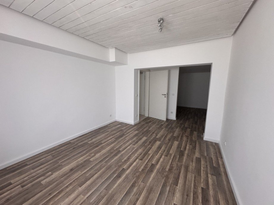 Mehrfamilienhaus Breitscheid