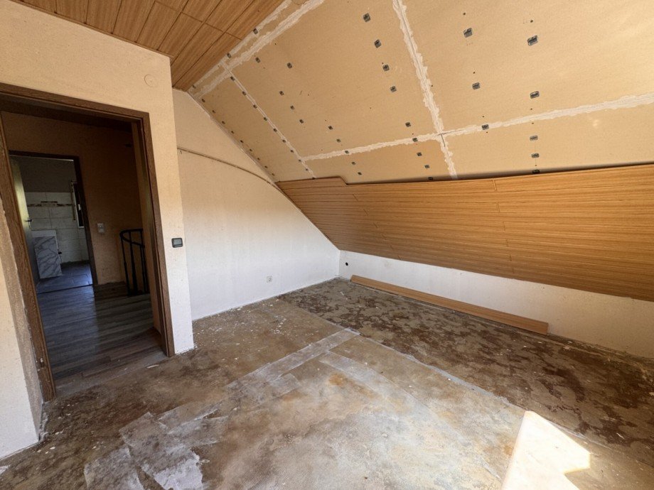 Kind 2 Einfamilienhaus Mehren