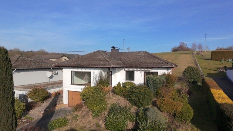  Puderbach Einfamilienhaus Wohnen am Ortsrand mit Weitblick! 10 Autominuten bis zur A3!