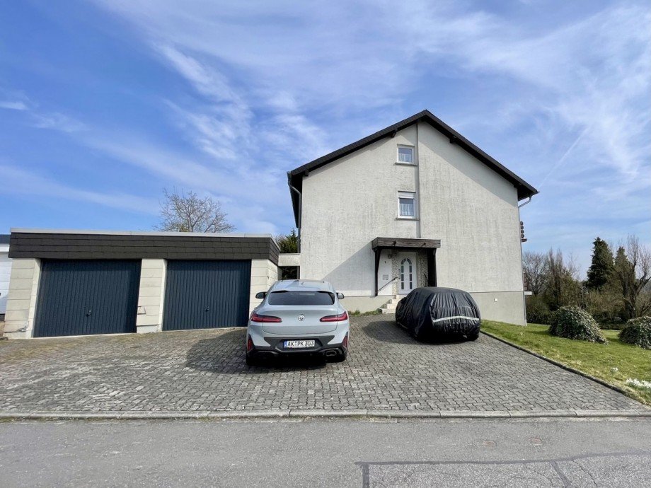 Au�enansicht Mehrfamilienhaus Stra�enhaus
